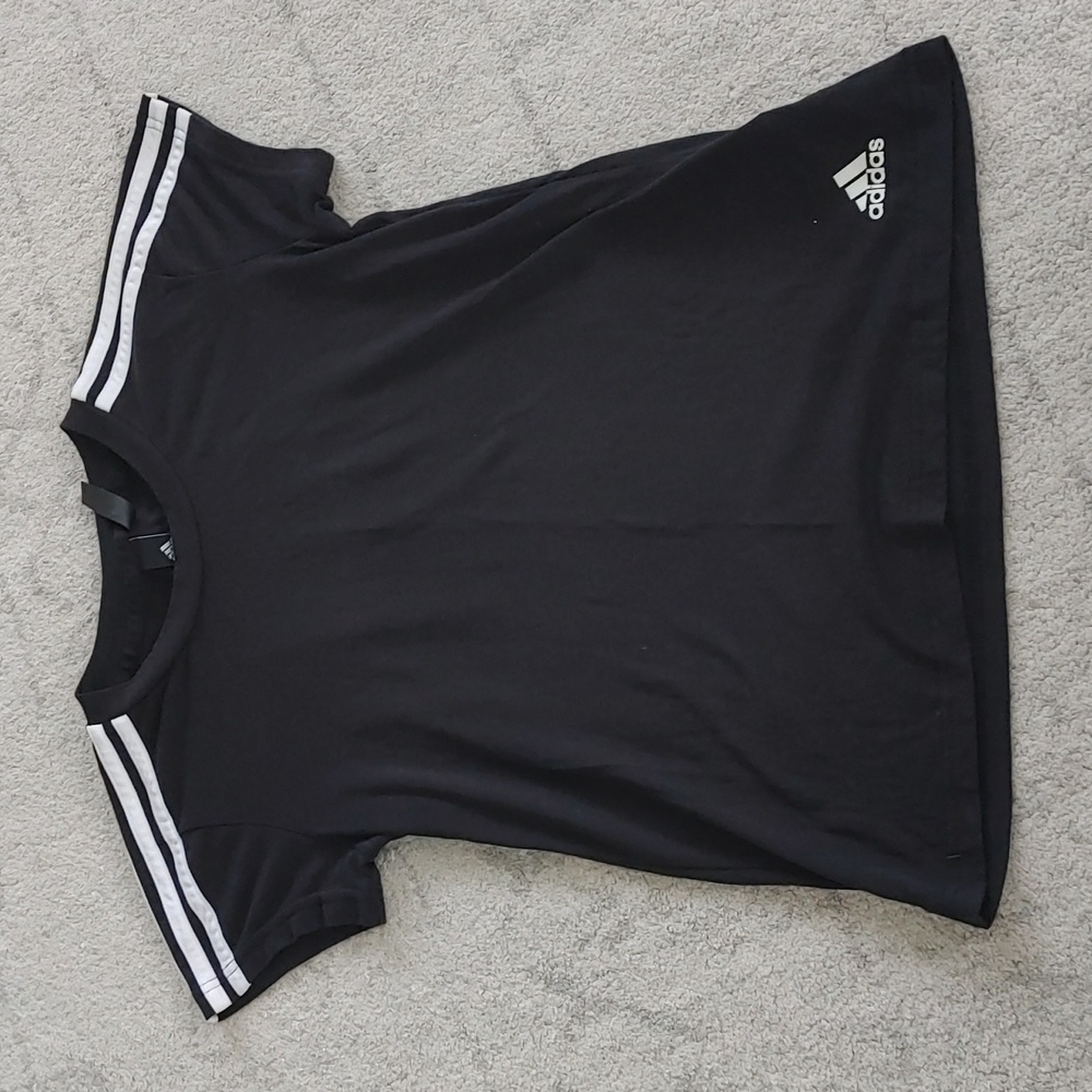 Classic adidas t-shirt